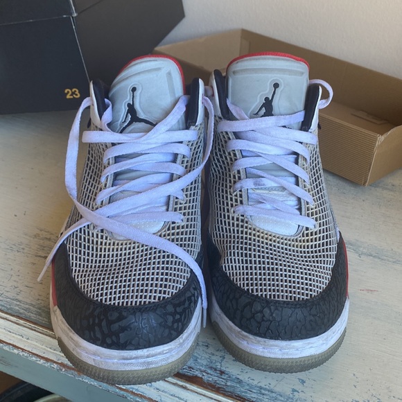 Jump man Jayz.   Good condition 11.5 - Picture 3 of 6